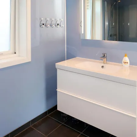 Leilighet Huglavika By Interhome